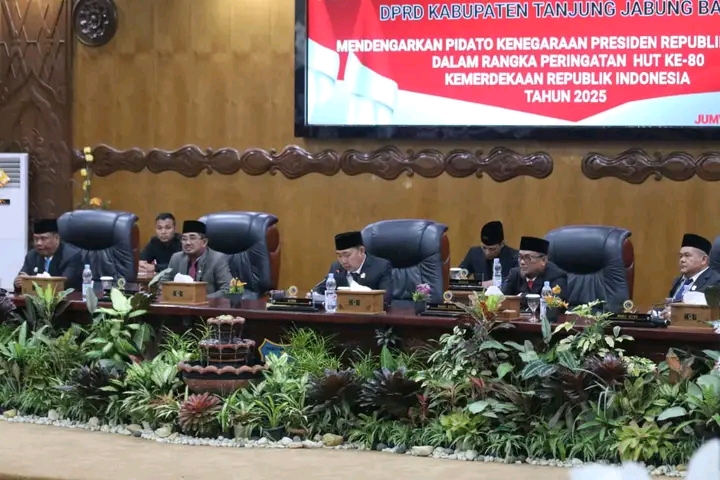 Semangat 80 Tahun Merdeka! DPRD Tanjabbar Gelar Paripurna Khidmat Sambut Pidato Presiden