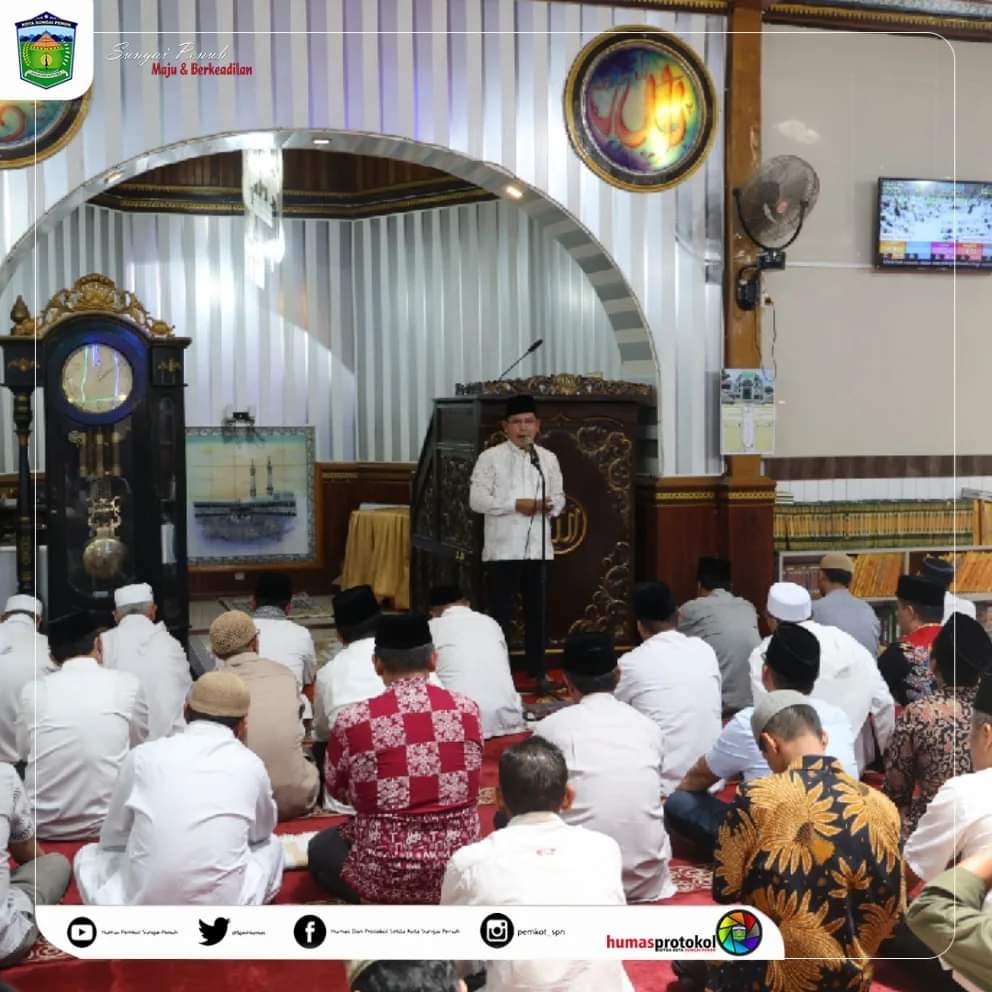 Wako Ahmadi Zubir Gelar Safari Jum'at di Masjid Raya Sungai Penuh 