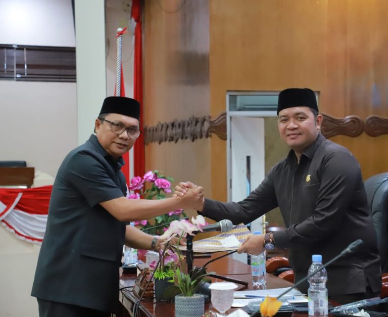 Mewakili Bupati, Pj Sekda sampaikan nota pengantar rancangan perubahan KUA dan PPAS APBD TA 2024