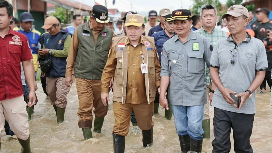 Gubernur Al Haris Pantau Langsung Kondisi Warga Terdampak Banjir dan Longsor di Kerinci dan Sungai Penuh