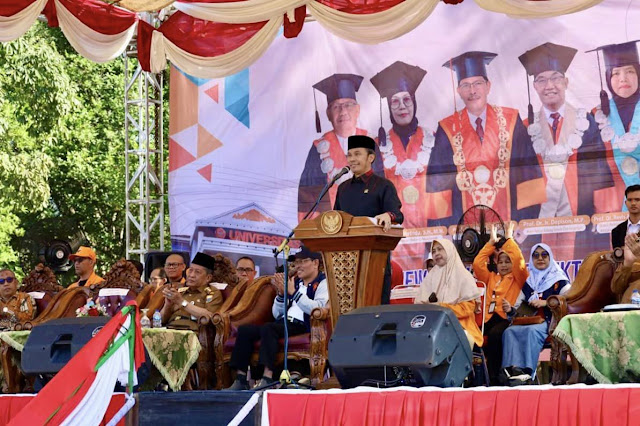 Ketua DPRD Provinsi Jambi Edi Purwanto: Saya Bangga Berdiri Didepan 6000 Mahasiswa Baru Universitas Jambi