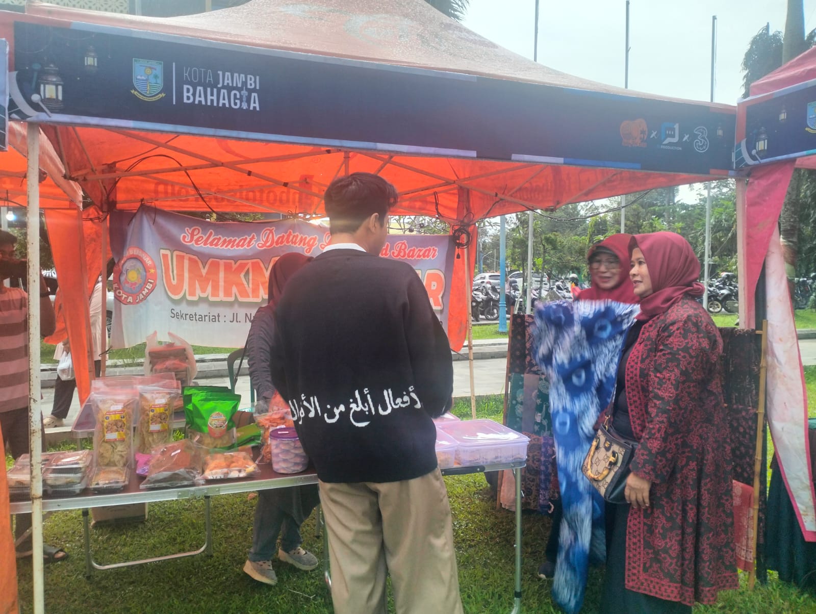 Wawako Jambi Dukung Difabel: Apresiasi Batik Bersinar dan Komitmen Beli Desain Karya Anak Sanggar