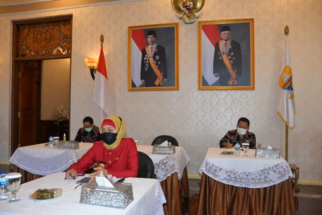 PJ Gubernur Jambi Hadiri Pembukaan Rakortekrenbang Secara Daring