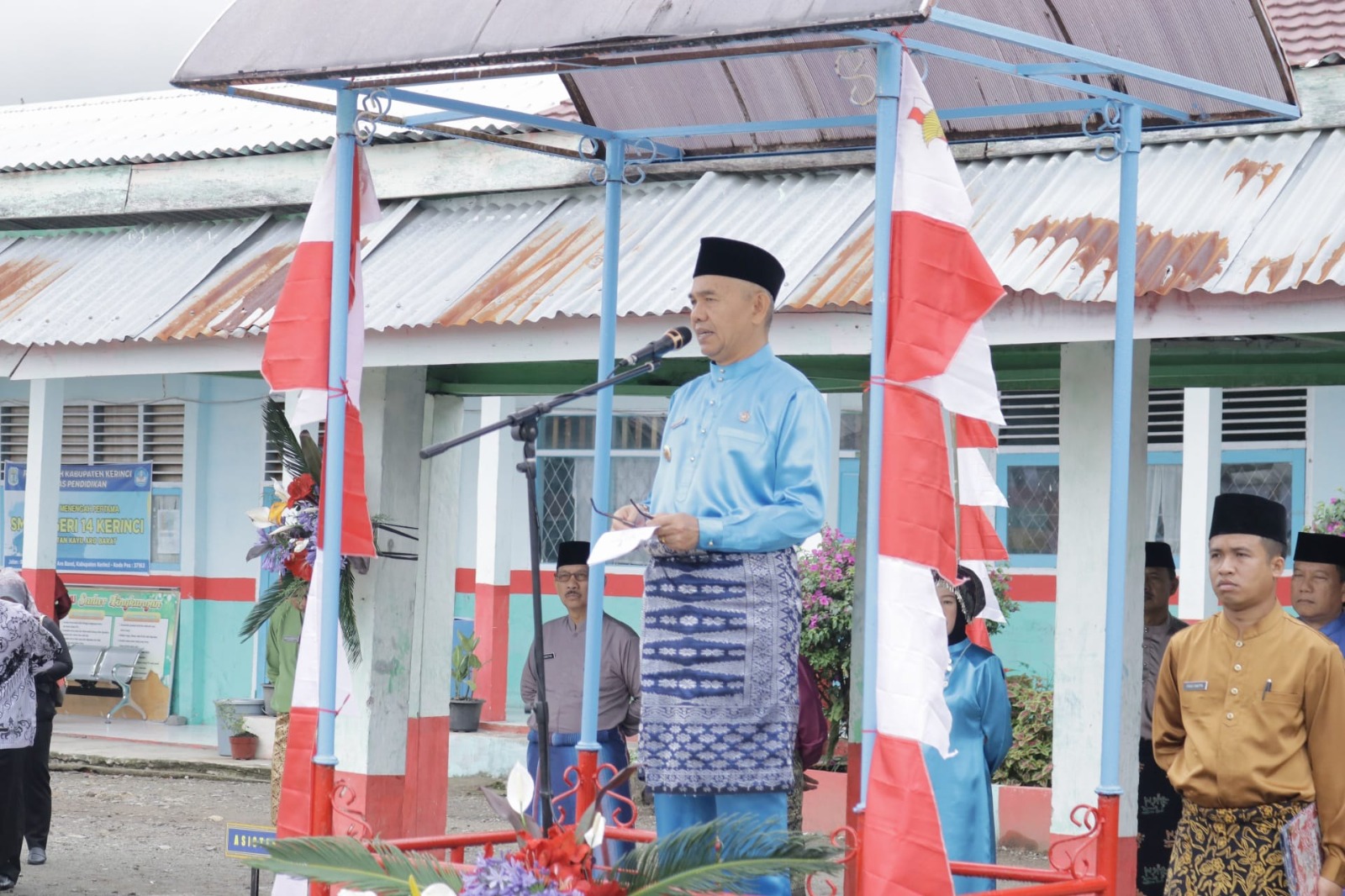 Bupati Kerinci Adirozal Pimpin Upacara HARDIKNAS di Lapangan SMP 14 Kerinci