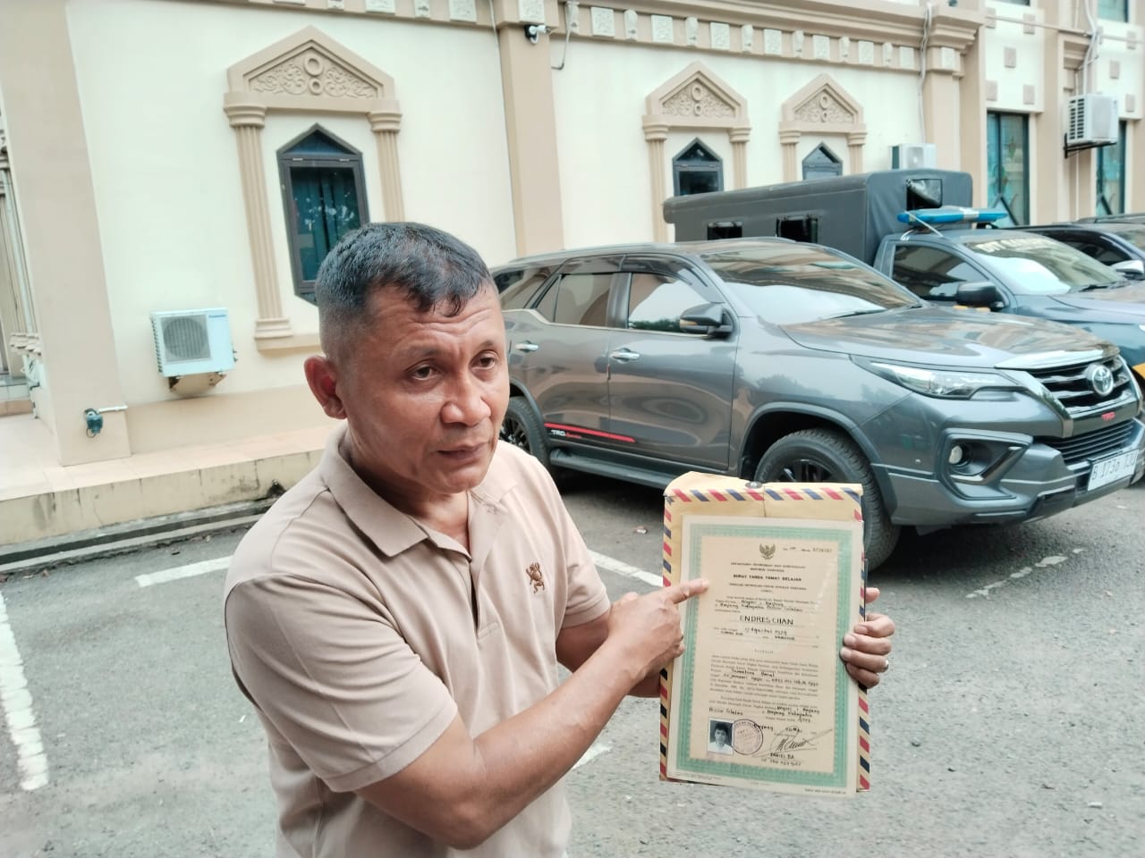 Endres Chan Minta Kapolda dan Wakapolda Jambi  Tindaklanjuti Laporannya Atas Dugaan Pencatutan Nomor Ijazah 